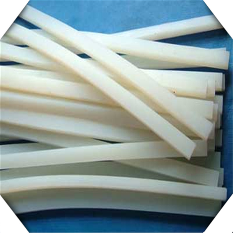 廠家生產(chǎn)銷(xiāo)售大口徑食品硅膠管，食品級(jí)硅膠管，食品級(jí)硅膠管廠家，夾布硅膠管，大口徑食品硅膠管