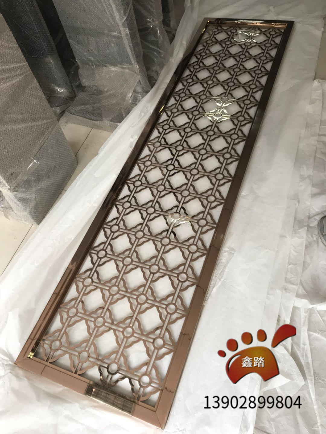 （廠家直銷）精美不銹鋼屏風(fēng)廠家直銷  廚衛(wèi)隔斷定制 金屬屏風(fēng)隔斷廚衛(wèi)隔斷定制