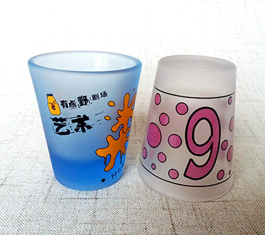 磨砂玻璃杯噴砂白酒杯烤花工藝白酒杯加工