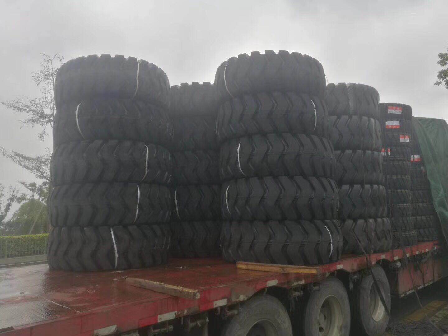 大量供應(yīng)風(fēng)神輪胎  價(jià)格產(chǎn)品*  風(fēng)神輪胎 輪胎熱銷