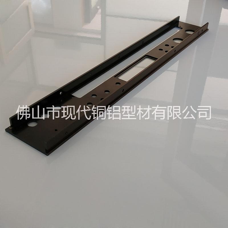 裝飾鋁型材 裝飾鋁型材報(bào)價(jià) 裝飾鋁型材廠家 裝飾鋁型材加工定制 裝飾鋁型材規(guī)格型號(hào)