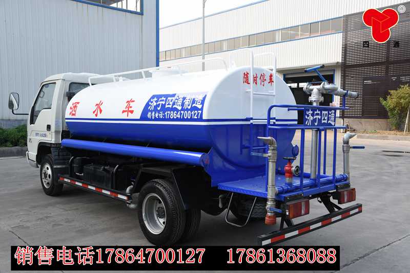專業(yè)生產新款環(huán)衛(wèi)灑水車  公路養(yǎng)護灑水車多用途環(huán)衛(wèi)灑水車