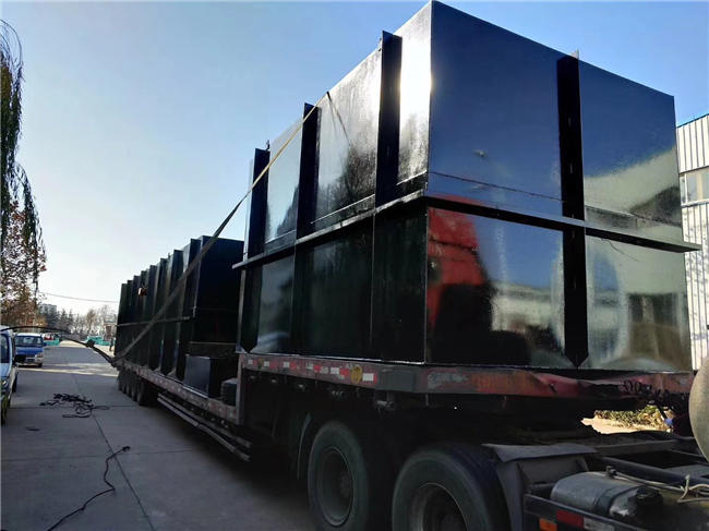 地埋式污水處理設(shè)備 生活污水處理設(shè)備專(zhuān)業(yè)廠家 質(zhì)優(yōu)價(jià)廉 山東生活污水處理設(shè)備