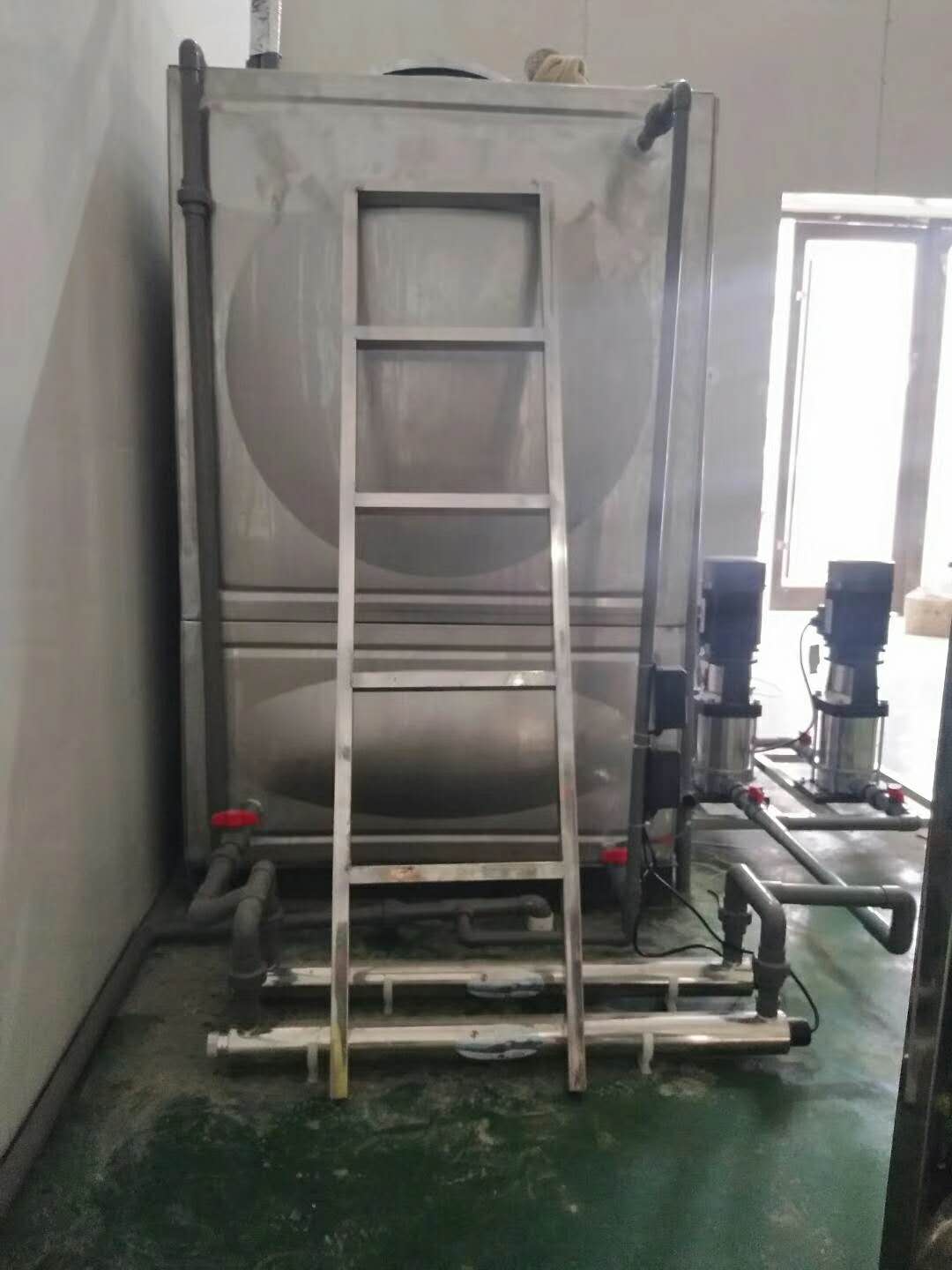 連云港不銹鋼保溫水箱 連云港保溫水箱價格 連云港保溫水箱維修 連云港不銹鋼保溫水箱制作 保溫水箱加工 海州區(qū)不銹鋼水箱