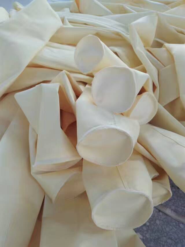 肇慶防靜電滌綸針刺氈除塵布袋價(jià)格