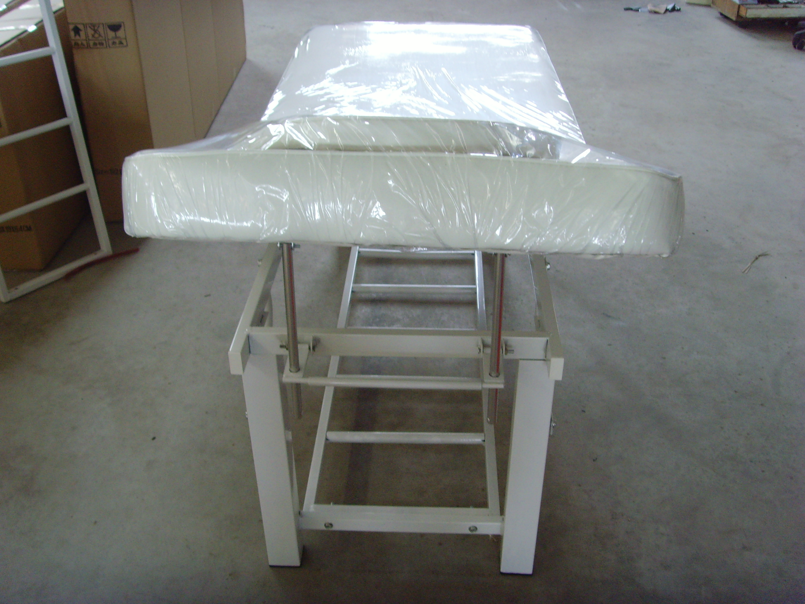 廣州廠家定制鐵架美容床 按摩床