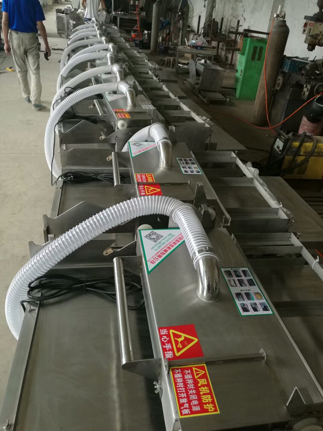 穴盤播種機(jī) 點(diǎn)播機(jī) 育苗播種機(jī)--常州風(fēng)雷