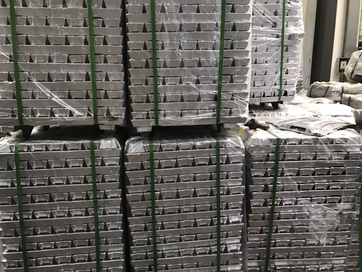 東莞鋁合金錠哪家好    鋁合金錠廠家   鋁合金錠廠家定做 東莞鋁合金錠廠家定做 東莞鋁合金錠廠家定做電話(huà) 東莞