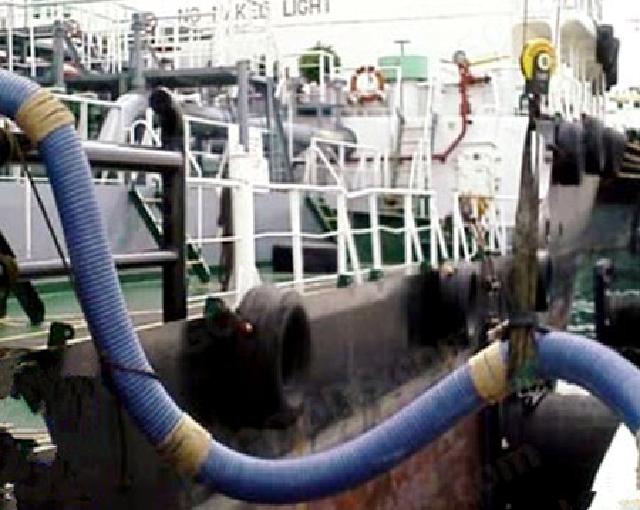 船用復(fù)合軟管的用途