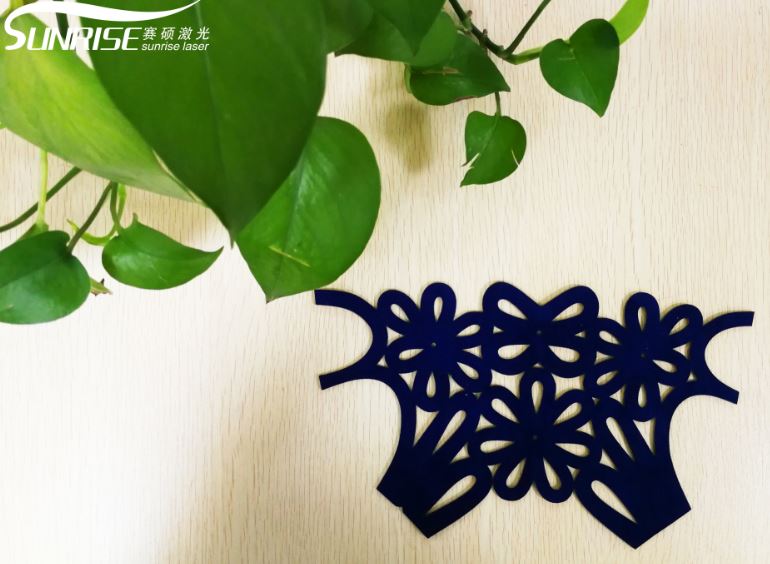 廠家供應(yīng)直售質(zhì)優(yōu)價廉的深圳CO2激光切割機