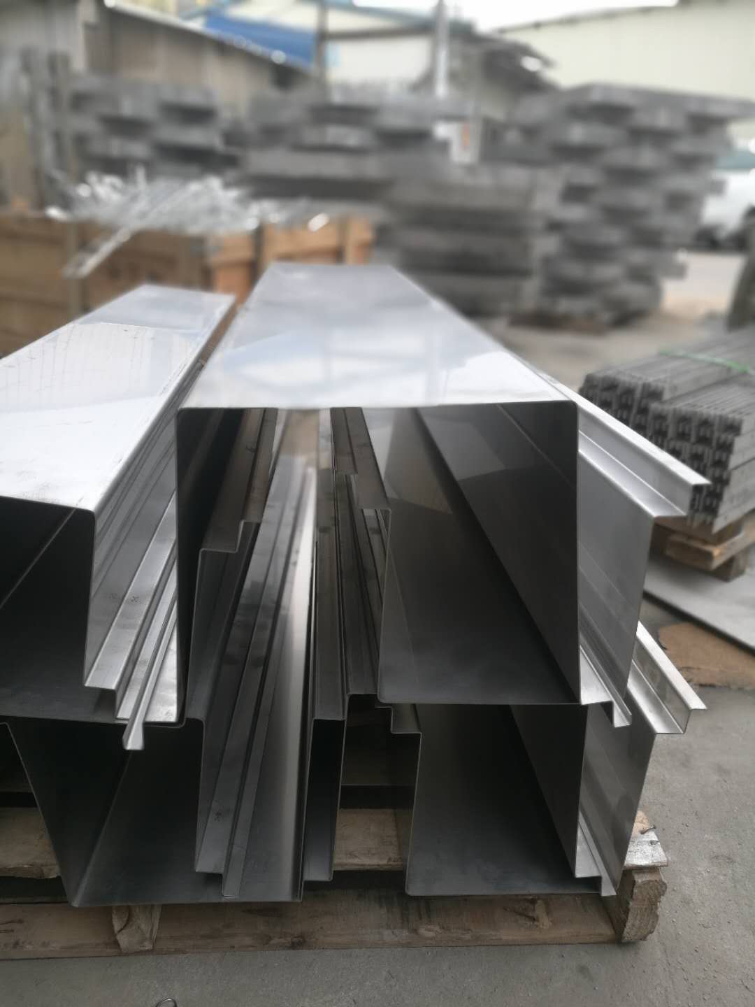 福建不銹鋼水溝蓋板廠家 、供應商 、批發(fā)【廈門美莊園林景觀有限公司】