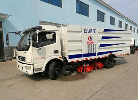 程力掃路車  程力掃路車廠家  掃路車價(jià)格及配置  程力*汽車有限公司 程力東風(fēng)國(guó)五5方掃路車