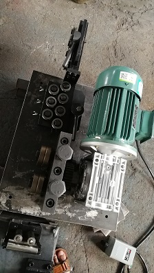 調(diào)直機牽引輪牽引銅管校直器 全自動調(diào)直機