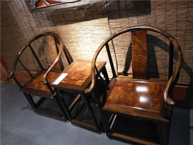 成都仿古家具定制_成都紅木家具_廠家供應樣板房實木桌椅