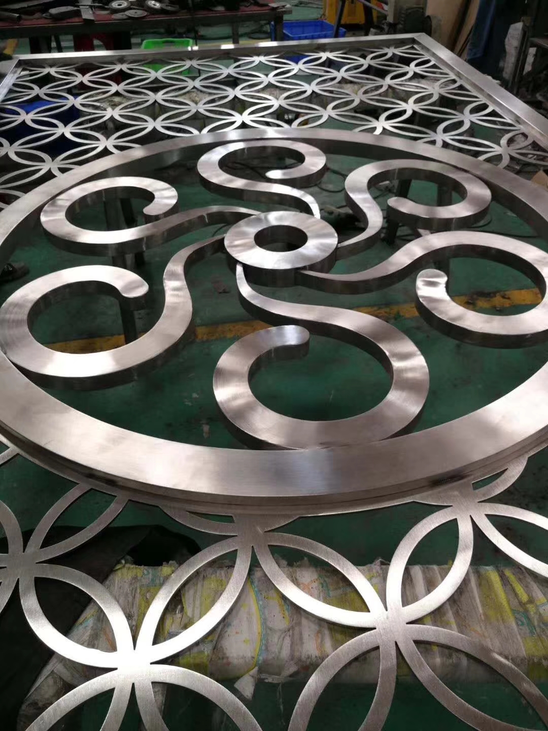 認識漂亮的不銹鋼屏風裝飾