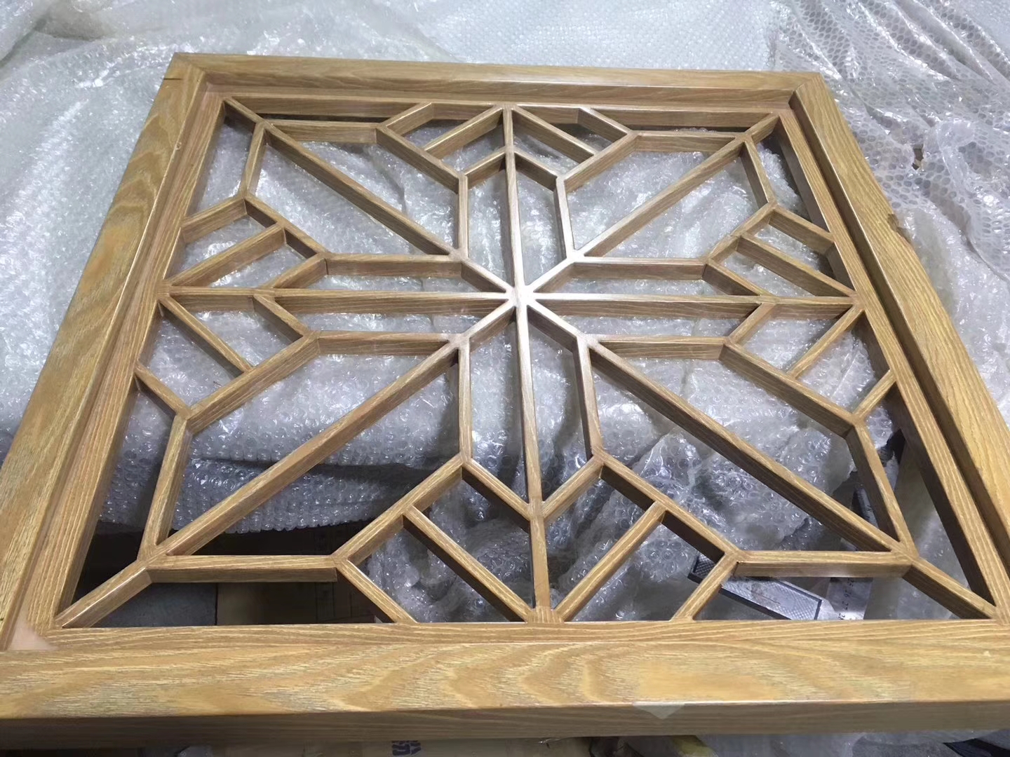 佛山玫瑰金不銹鋼屏風(fēng)