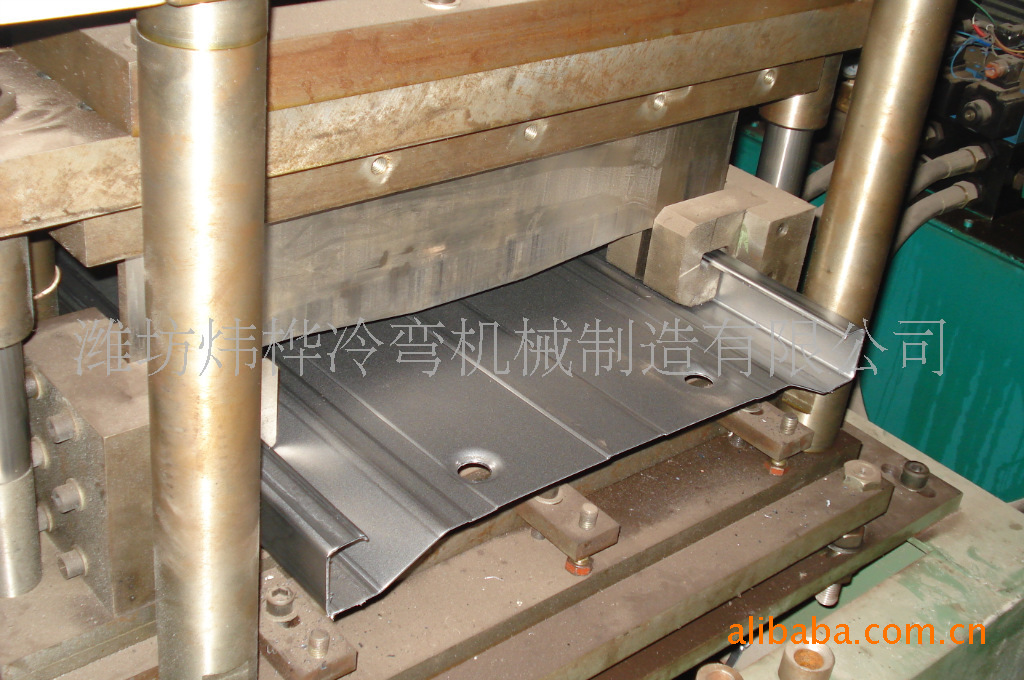 陽(yáng)極板全自動(dòng)生產(chǎn)設(shè)備