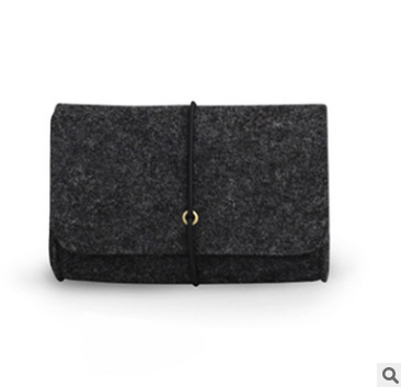 毛氈電源包，廠家供應(yīng)定做毛氈?jǐn)?shù)碼收納包，數(shù)據(jù)線鼠標(biāo)收納包，毛氈收納包