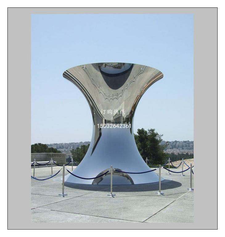 不銹鋼鏡面雕塑廠家 反轉(zhuǎn)乾坤雕塑 廣場(chǎng)鏡面雕塑制作