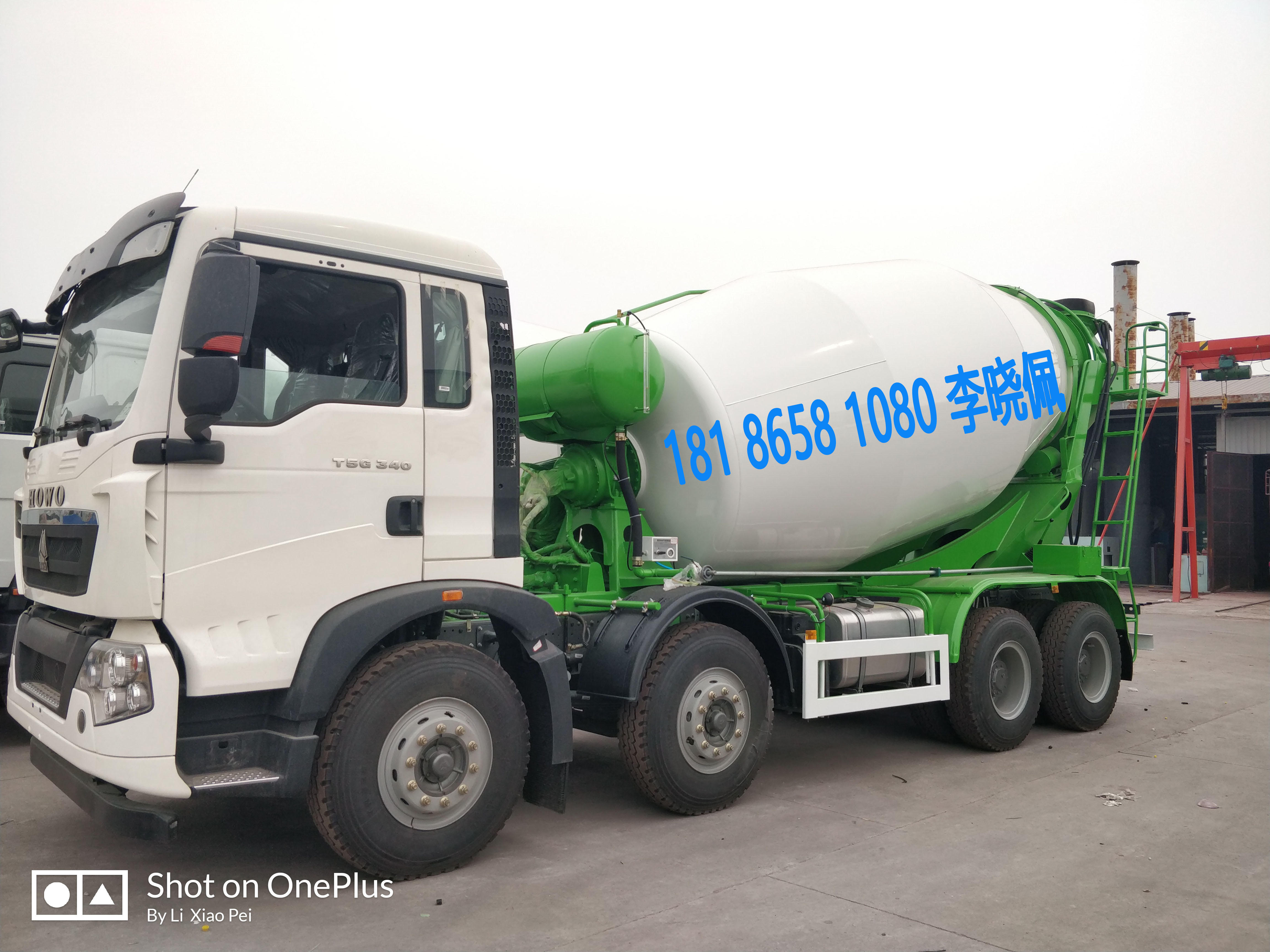 重汽豪沃T5G輕量化12方攪拌