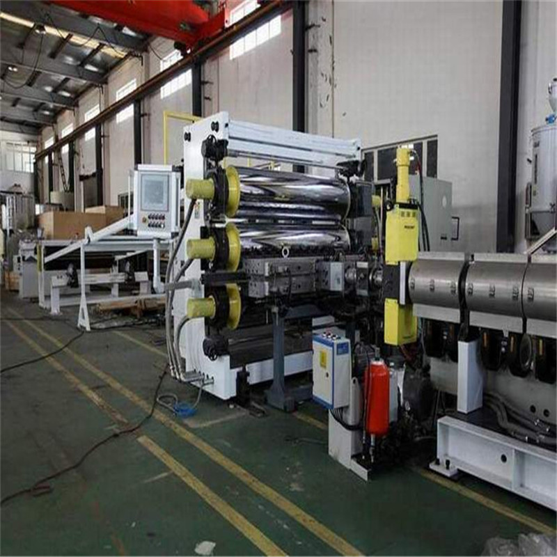 塑料板材設(shè)備，青島超豐塑機(jī)，PP/PE塑料片材生產(chǎn)線