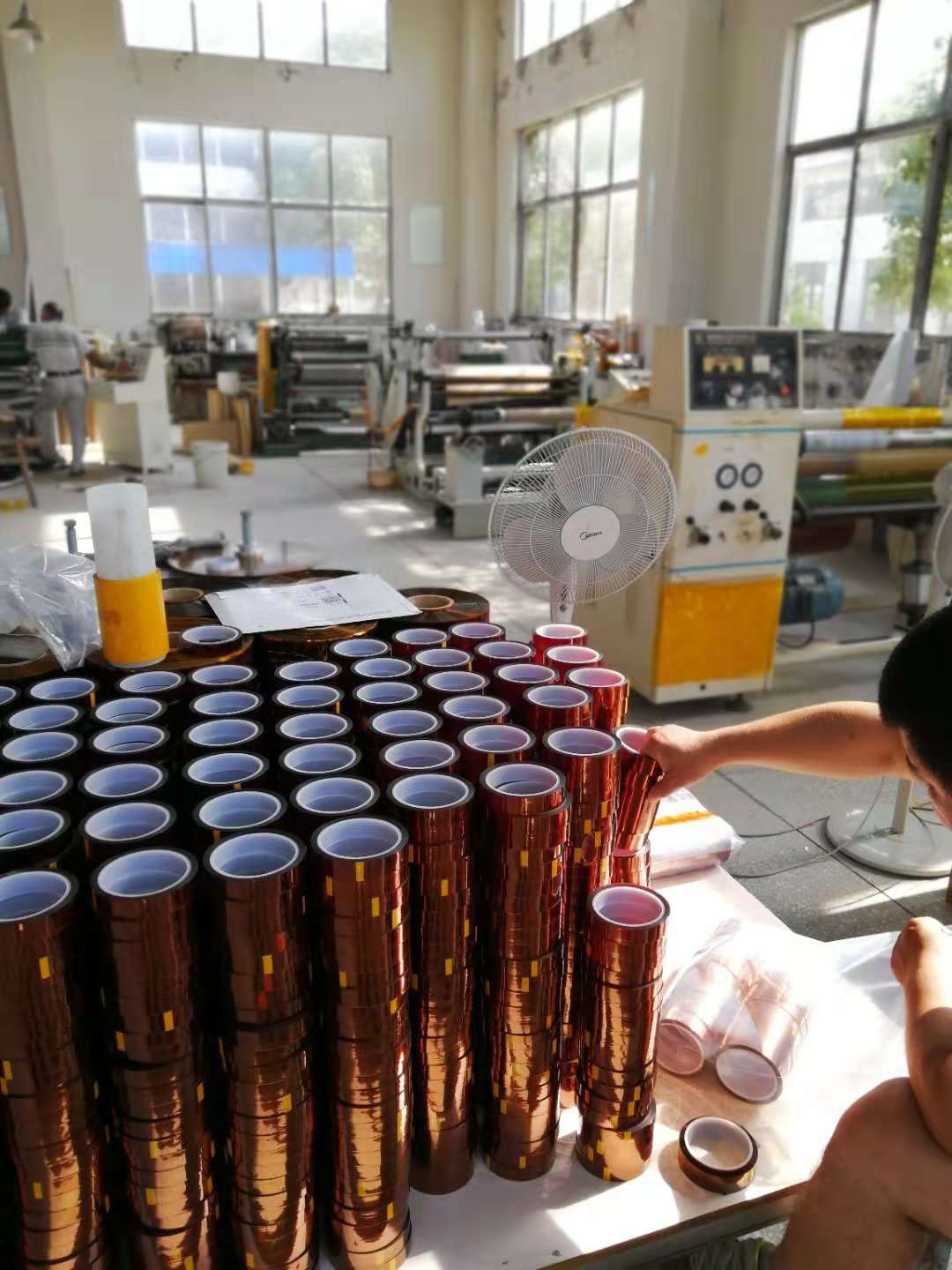 聚酰亞胺薄膜壓敏有機(jī)硅膠帶