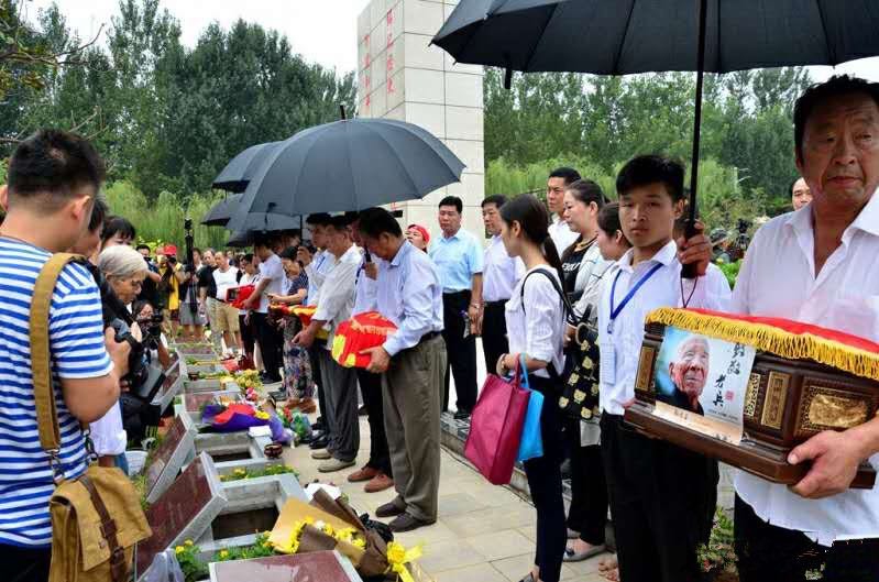 北邙南山陵園萬福苑經(jīng)濟(jì)適用墓區(qū) 德馨苑墓型一拖一位置好