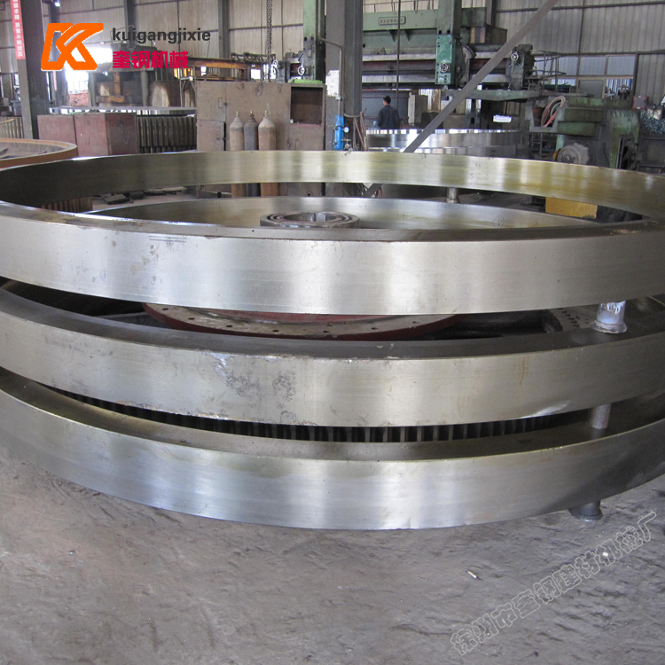 供應(yīng)4.25米復(fù)合肥噴漿造粒干燥機(jī)大齒輪