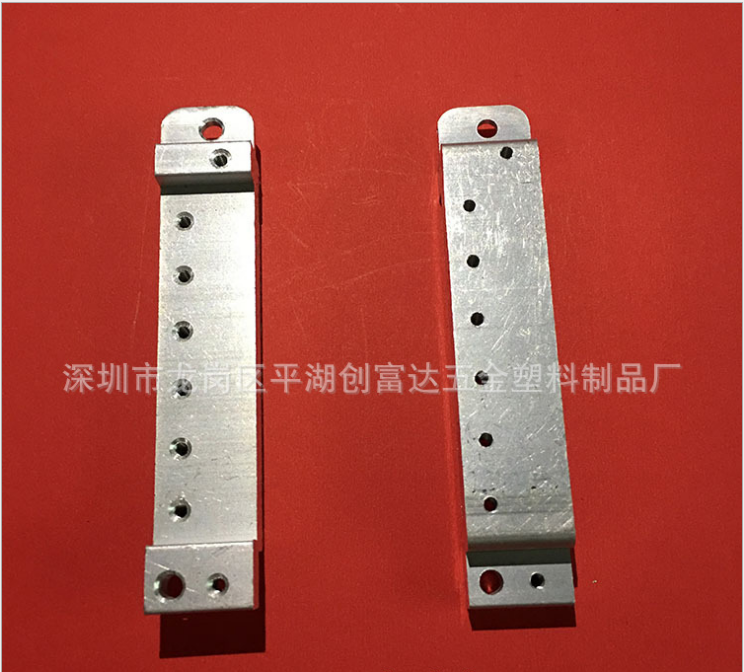 深圳專業(yè)生產(chǎn)小米鋁條廠家  深圳鋼鋁散熱器廠家價 五金配件條內(nèi)批發(fā)價 廠家供應(yīng)小米鋁條價格 供應(yīng)小米鋁條批發(fā)價格 鋁條