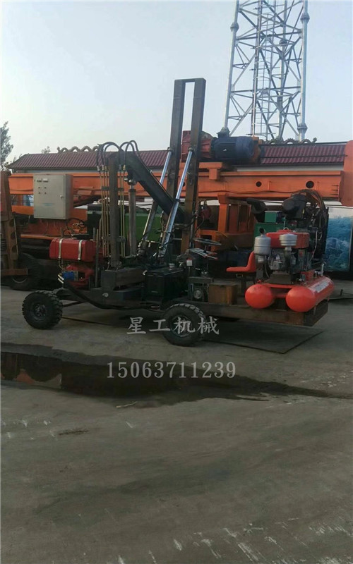 星工護(hù)欄打樁機(jī) 小四輪公路機(jī)械 小巧靈活多變的樁工機(jī)械 *樁工機(jī)械 小四輪打樁機(jī)
