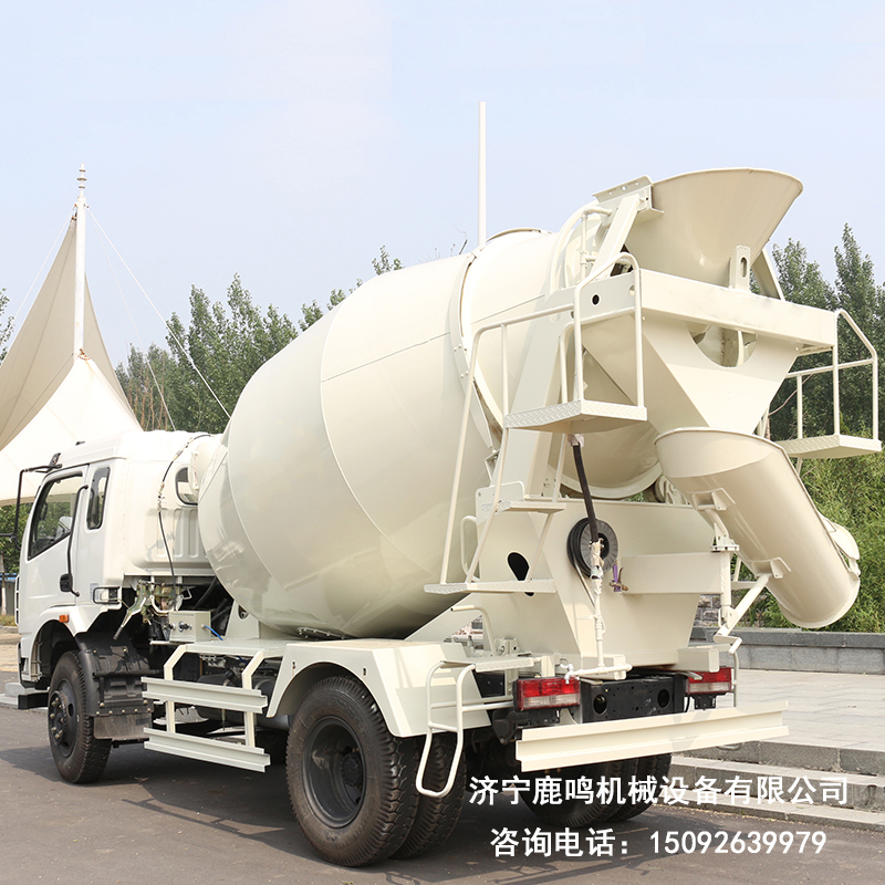 商混車-6方混凝土攪拌運(yùn)輸車-混凝土攪拌車廠家-江蘇混凝土攪拌罐車價(jià)格