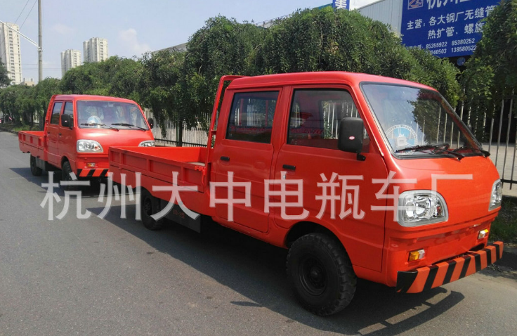 廠家推薦雙排座電瓶車 中型電瓶搬運車 *