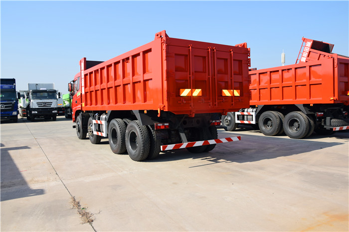 東風(fēng)特商*后八輕皮自卸車EQ3318GFV，輕量化四橋自卸車配置介紹