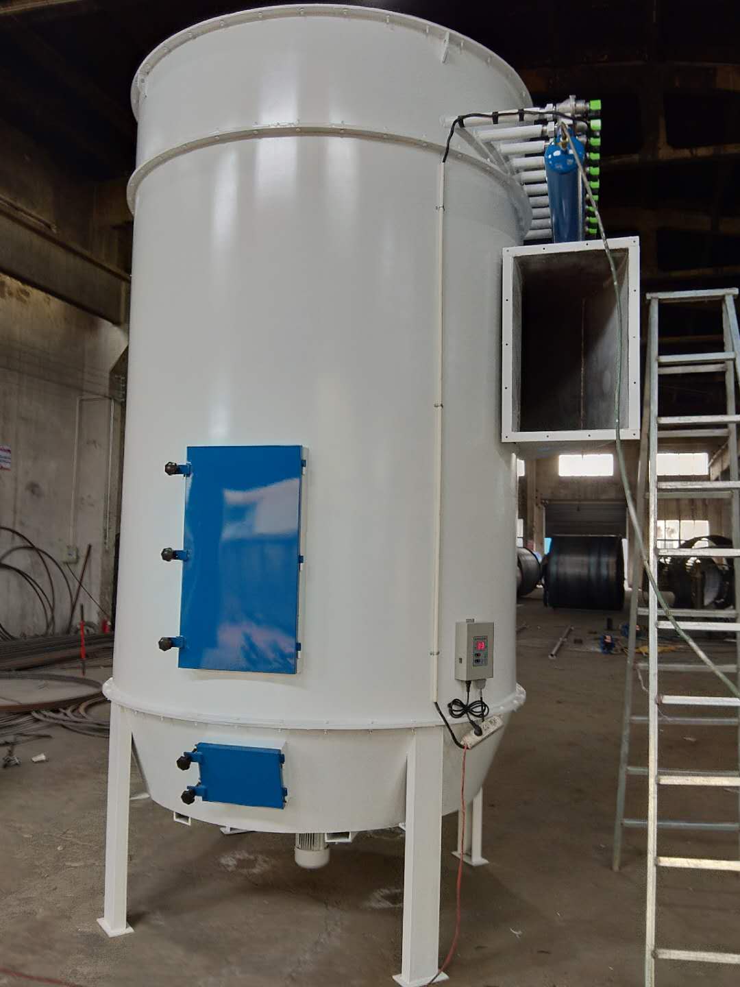 脈沖布筒式除塵器廠家供應(yīng)安徽除塵器江西濾塵器(T)BLM-I系列脈沖布筒式除塵器