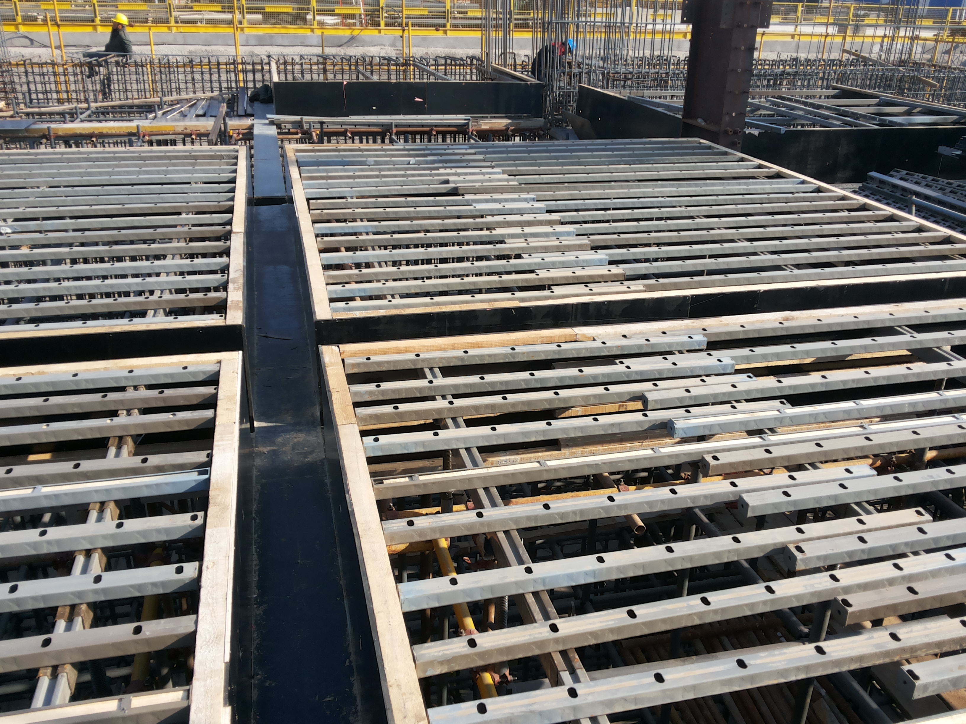 全國(guó)招商 新型-建筑模板支撐