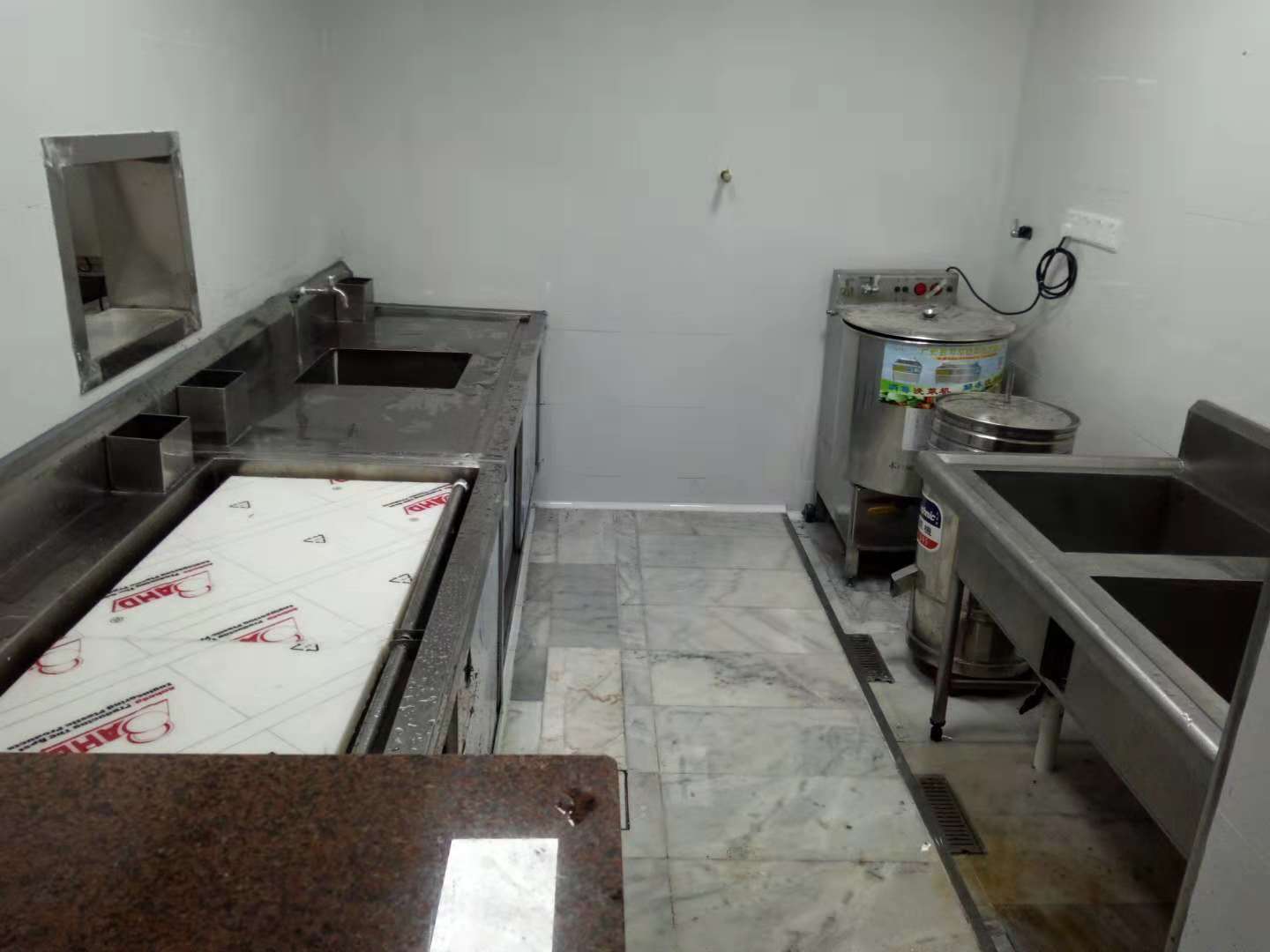 東莞恒耀廚房工程承包設(shè)計(jì)安裝水臺(tái)