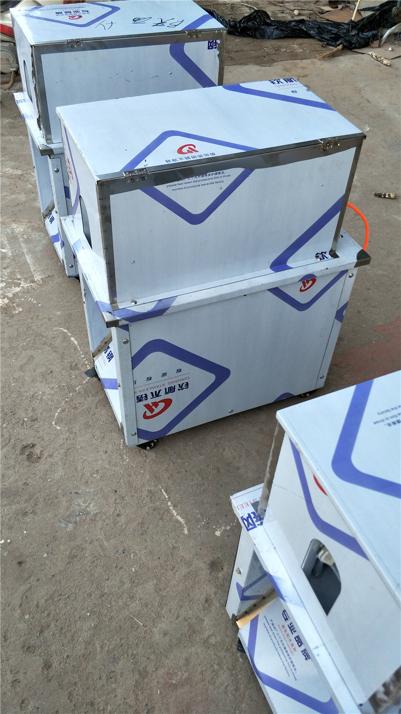 全自動(dòng)甘蔗去皮機(jī) 效率高  能耗少 電動(dòng)甘蔗去皮機(jī)