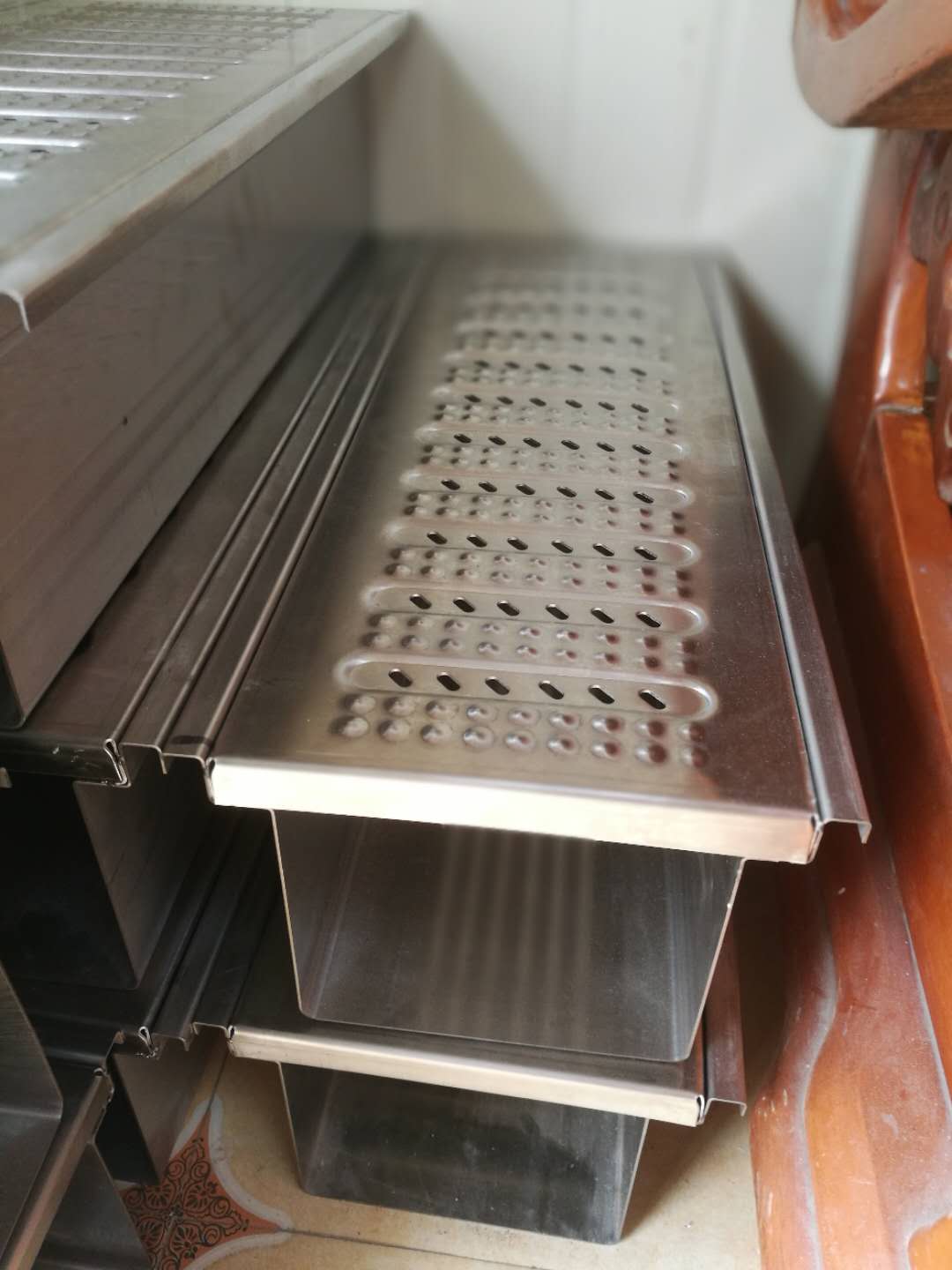 福建不銹鋼水溝蓋板廠家 、供應(yīng)商 、批發(fā)【廈門美莊園林景觀有限公司】