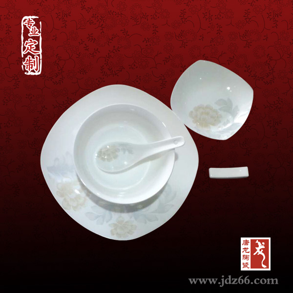 賓館酒店餐具訂做廠家 四*酒店餐具批發(fā)