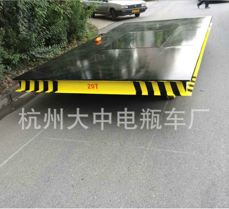 廠家直銷20T電動軌道車 搬運車軌道平車 價格實惠 廠家提供低壓軌道電瓶車 軌道電瓶