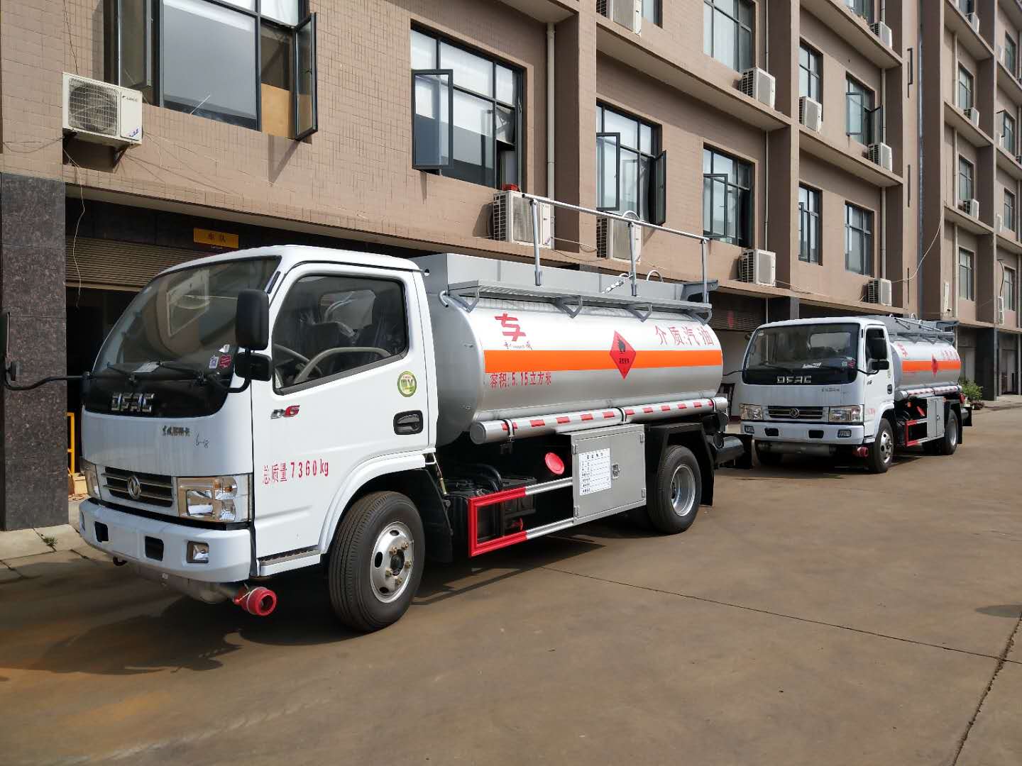 5噸多利卡油罐車廠家直銷 油罐車廠家直銷 油罐車價格 湖北油罐車廠家 湖北油罐車供應(yīng)