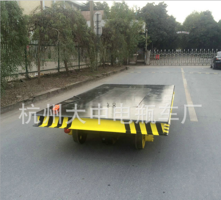廠家直銷20T電動(dòng)軌道車 搬運(yùn)車軌道平車 價(jià)格實(shí)惠 廠家提供低壓軌道電瓶車 軌道電瓶 廠家供應(yīng)車間軌道搬運(yùn)車 軌道地平