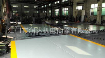 數(shù)字式電子地磅 大型汽車地磅秤 數(shù)字電子汽車衡電子地中衡定制