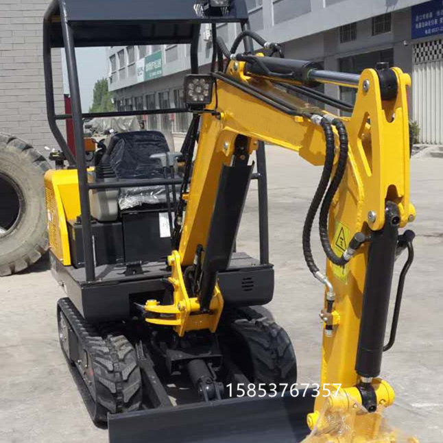 小型多功能挖掘機果園挖土機18型號的履帶式挖掘機