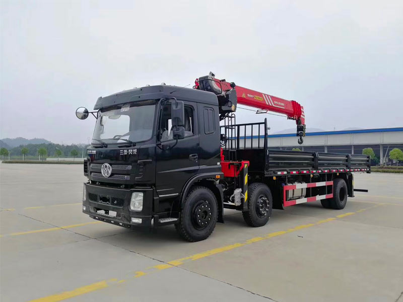 *小三軸隨車吊三一10噸隨車吊