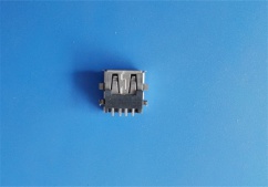 連接器USB AM 沉板式SMT 有柱_