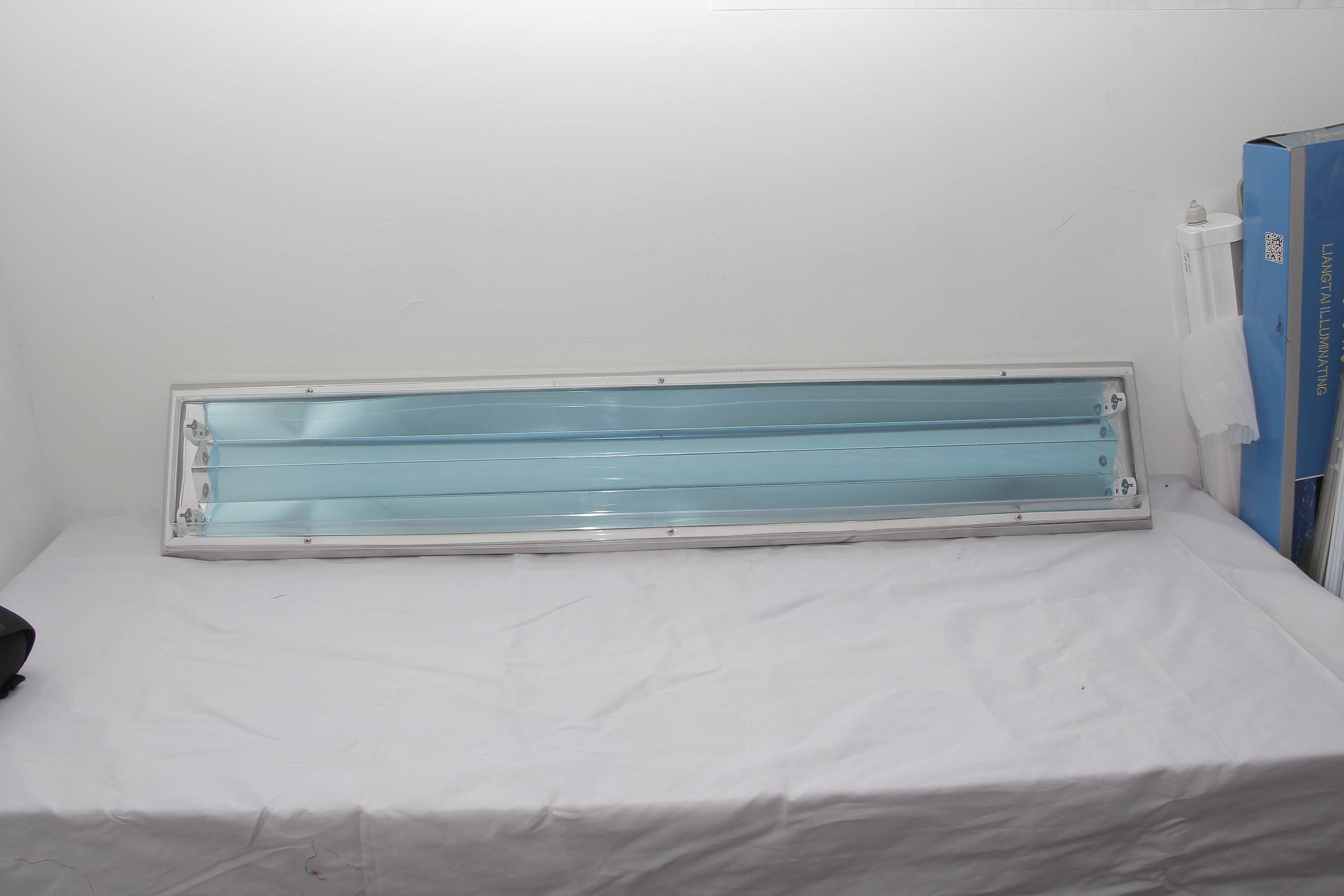 廠家直銷1-lt凈化燈 辦公照明 防水 防塵 凈化燈  LED潔凈燈   廠家直銷1-lt凈化燈LED醫(yī)用