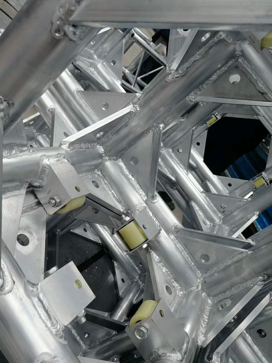 鋁合金桁架200方管圓管