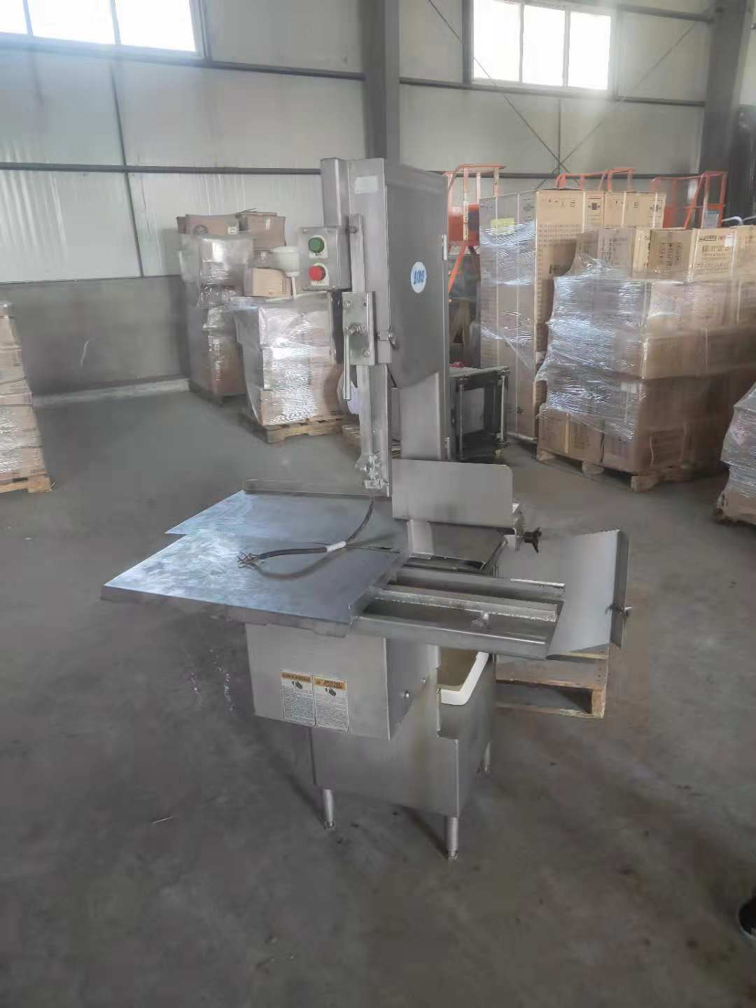 鋸骨機(jī) 多功能鋸骨機(jī) 不銹鋼鋸骨機(jī) 全自動(dòng)鋸骨機(jī) 二手鋸骨機(jī)