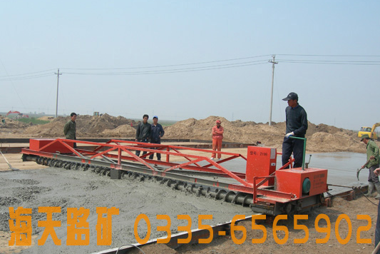 優(yōu)質(zhì)B型水泥攤鋪機(jī)的作用及用途